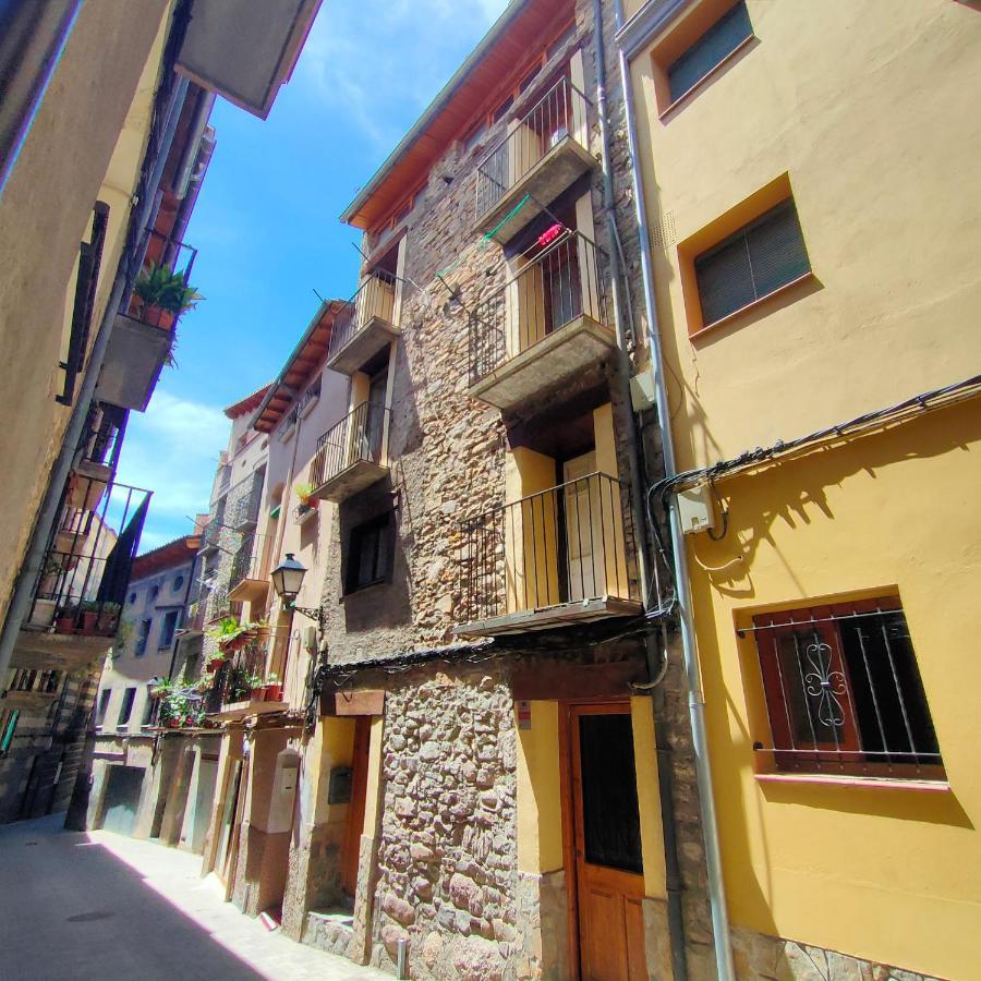 Casa Rural Cal Rocco Porta Del Pirineu La La Pobla de Segur Exterior foto